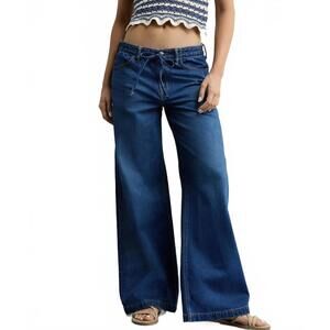 AE Dreamy Drape Strigid Low-Rise Ultra Wide-Leg Jean American Eagle NWT 0R